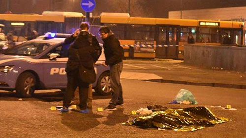 Anis Amri ha muerto en un tiroteo con la policía de Milán Abatido en un tiroteo el sospechoso del atentado de Berlín